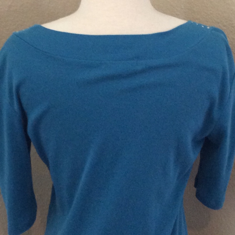 Sweater - Picture 3 of 4